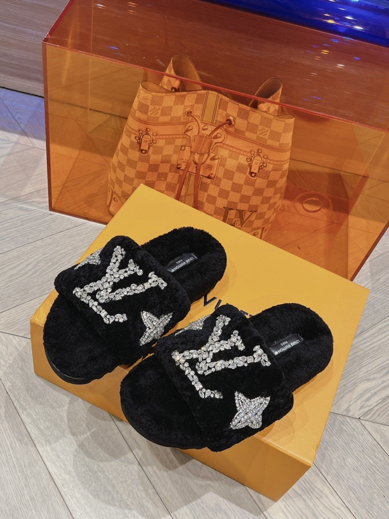 Louis Vuitton Slippers